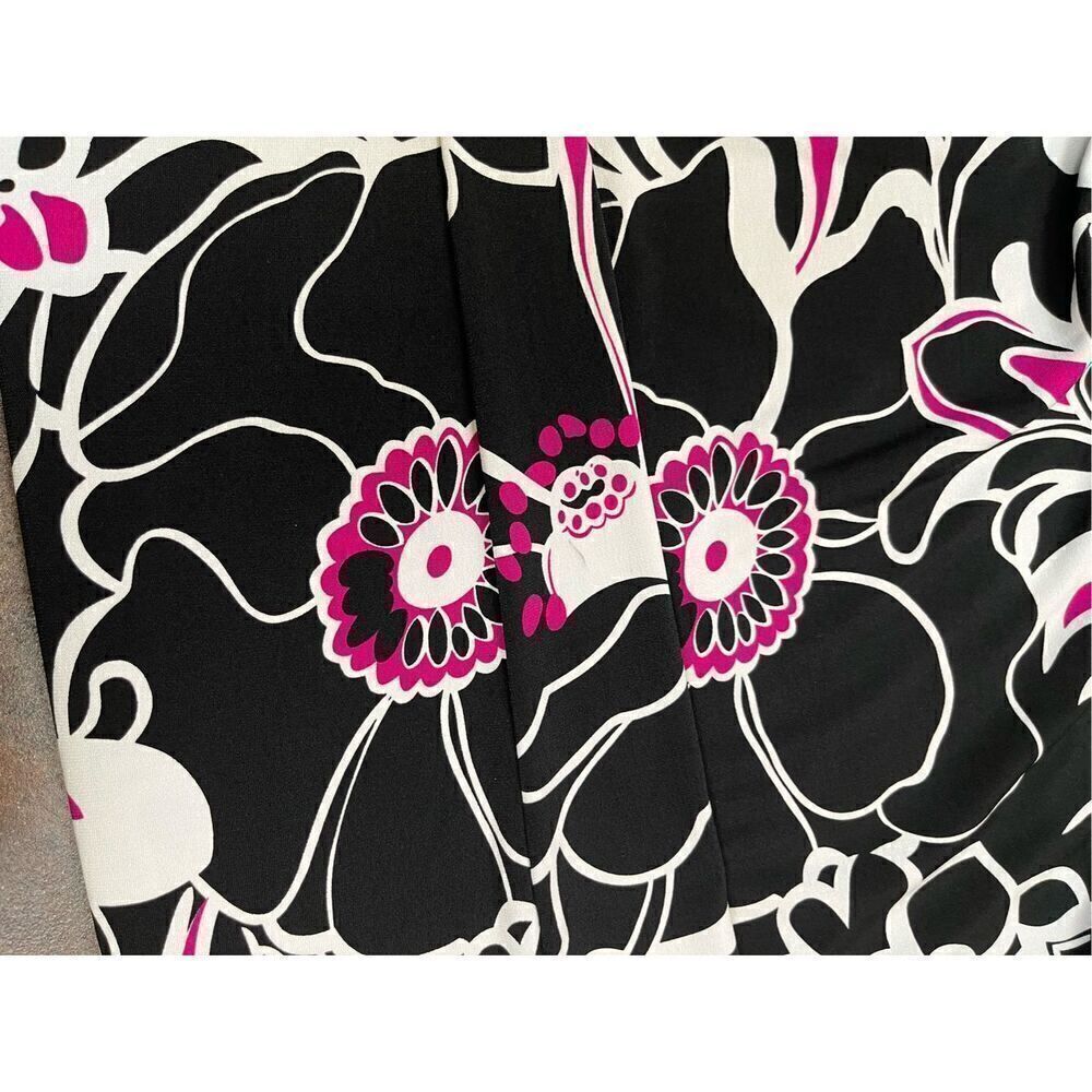 Women’s Floral Crewneck With Buttons Mini Dress - Picture 10 of 10